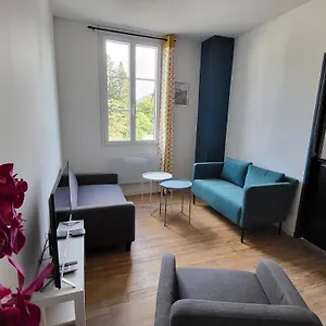 Escapade A Dans T2 Bis Proche Gare Et Centre Apartment