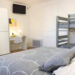 Sun, Parking, Centre , Proche Sanctuaires Apartment